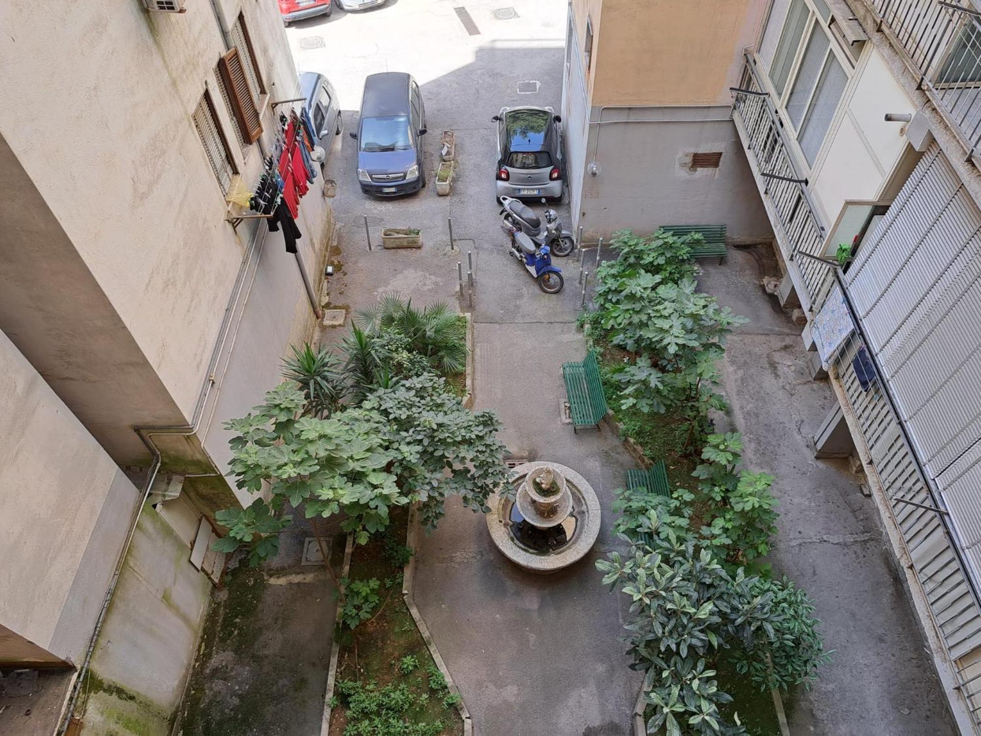 B&B Le Origini Naples Exterior photo